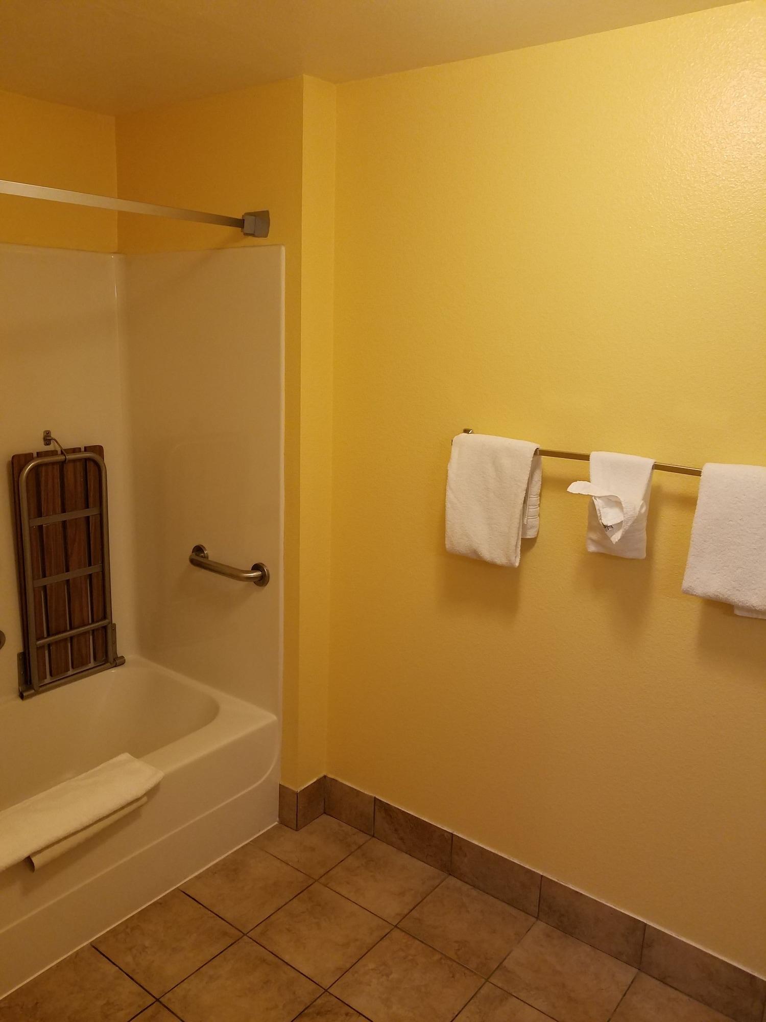 Travelodge By Wyndham Wenatchee Εξωτερικό φωτογραφία