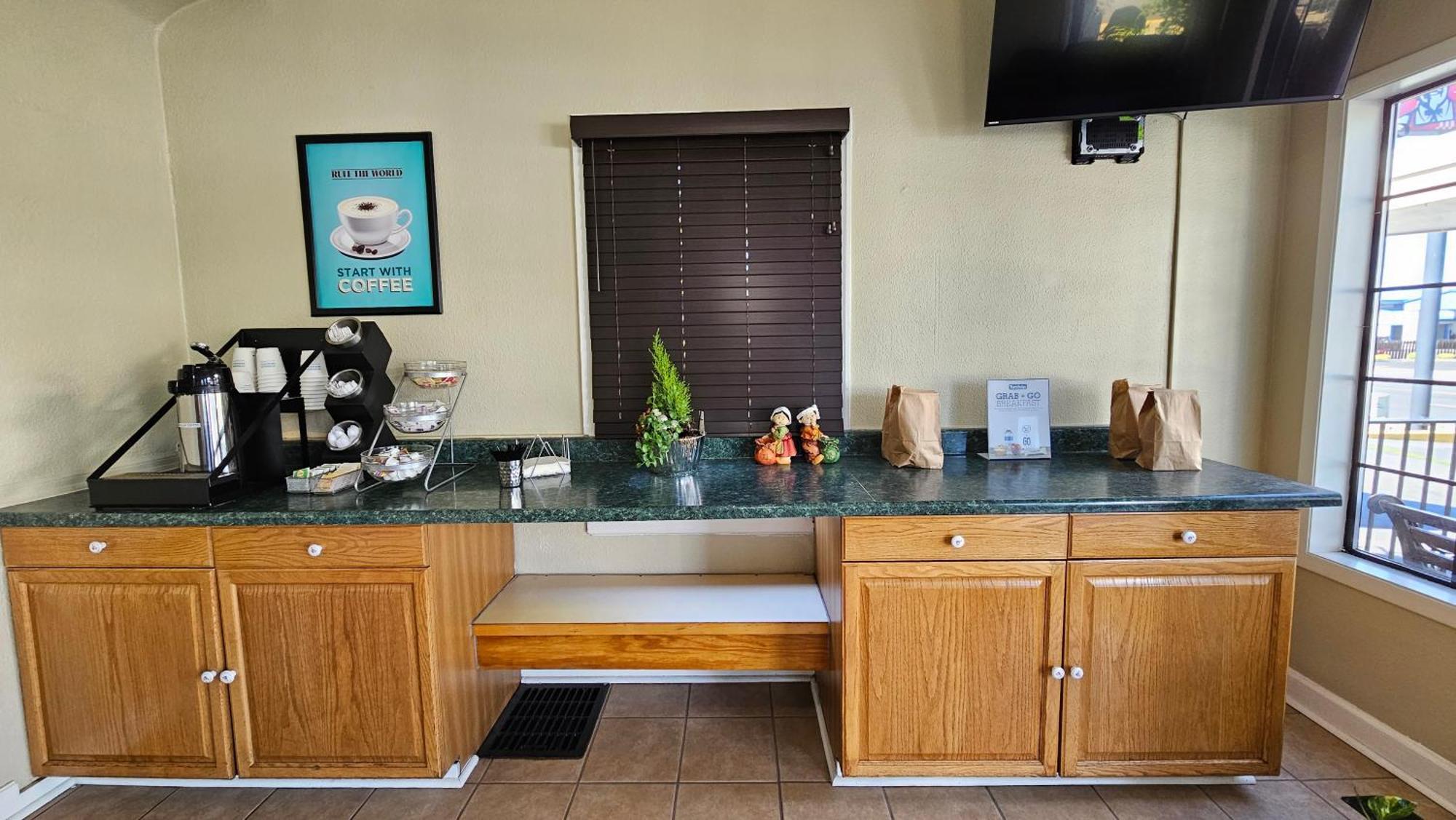 Travelodge By Wyndham Wenatchee Εξωτερικό φωτογραφία