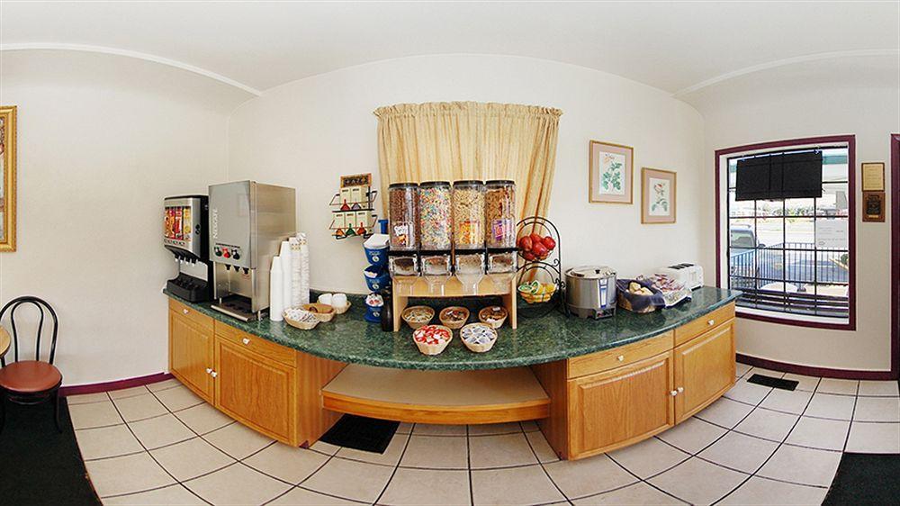 Travelodge By Wyndham Wenatchee Εξωτερικό φωτογραφία